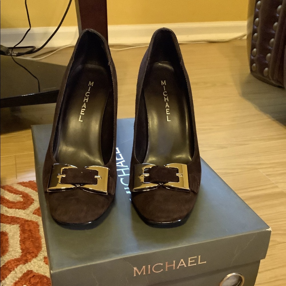 Women’ s Heels - Size 6.5